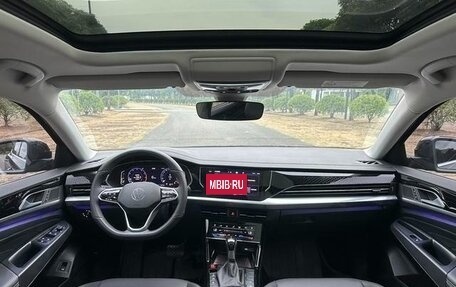 Volkswagen Passat B8 рестайлинг, 2024 год, 3 810 000 рублей, 8 фотография