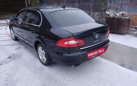 Skoda Superb III рестайлинг, 2011 год, 1 150 000 рублей, 6 фотография