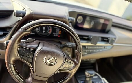 Lexus ES VII, 2019 год, 2 500 000 рублей, 3 фотография