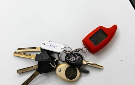 Hyundai Solaris II рестайлинг, 2012 год, 798 000 рублей, 38 фотография