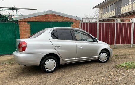 Toyota Platz, 2000 год, 380 000 рублей, 3 фотография