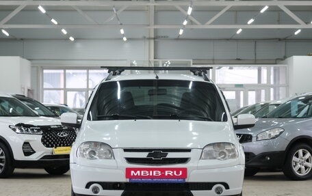 Chevrolet Niva I рестайлинг, 2015 год, 719 000 рублей, 2 фотография