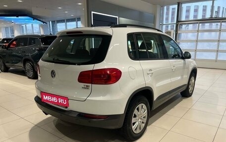 Volkswagen Tiguan I, 2015 год, 1 449 000 рублей, 3 фотография