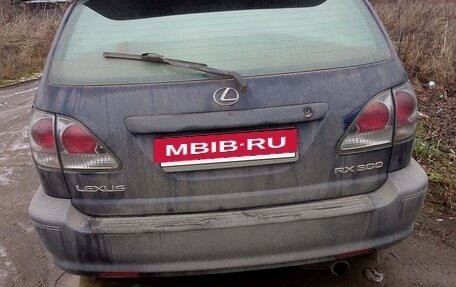 Lexus RX IV рестайлинг, 2001 год, 750 000 рублей, 3 фотография