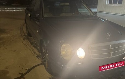 Mercedes-Benz E-Класс, 1998 год, 420 000 рублей, 1 фотография