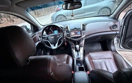 Chevrolet Cruze II, 2013 год, 800 000 рублей, 12 фотография
