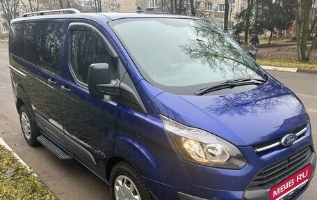 Ford Tourneo Custom I рестайлинг, 2017 год, 2 459 000 рублей, 3 фотография