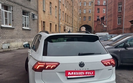 Volkswagen Tiguan II, 2021 год, 4 100 000 рублей, 4 фотография