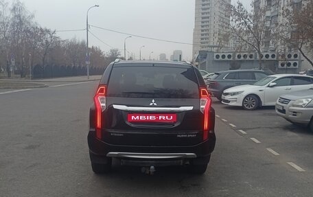 Mitsubishi Pajero Sport III рестайлинг, 2018 год, 2 000 000 рублей, 3 фотография