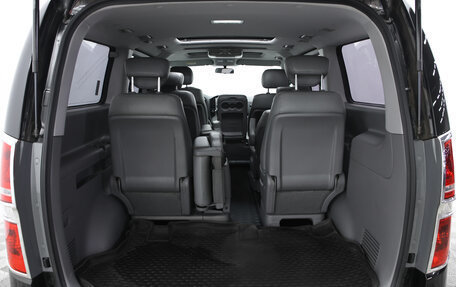 Hyundai Grand Starex Grand Starex I рестайлинг 2, 2012 год, 1 630 000 рублей, 18 фотография