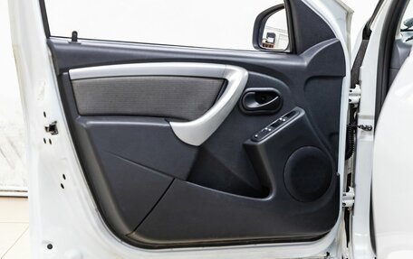 Renault Duster I рестайлинг, 2013 год, 898 000 рублей, 22 фотография