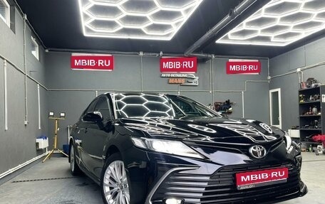 Toyota Camry, 2021 год, 3 450 000 рублей, 1 фотография