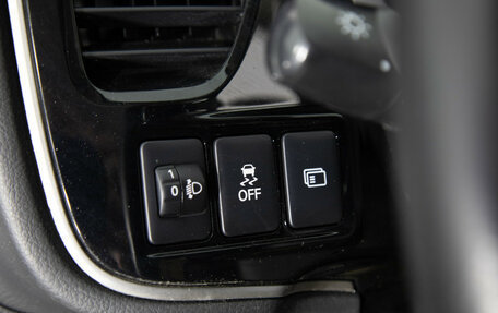 Mitsubishi Outlander III рестайлинг 3, 2019 год, 1 849 000 рублей, 15 фотография