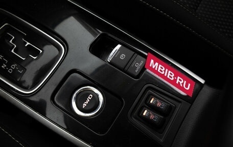 Mitsubishi Outlander III рестайлинг 3, 2019 год, 1 849 000 рублей, 13 фотография