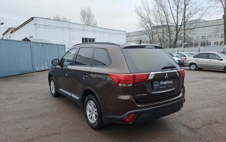 Mitsubishi Outlander III рестайлинг 3, 2021 год, 2 644 000 рублей, 8 фотография