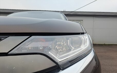 Mitsubishi Outlander III рестайлинг 3, 2021 год, 2 644 000 рублей, 21 фотография