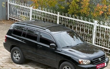 Toyota Highlander III, 2004 год, 1 170 000 рублей, 3 фотография