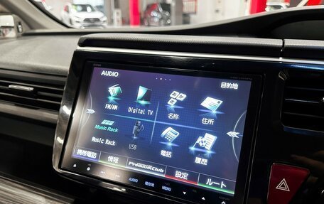 Honda Stepwgn IV, 2015 год, 1 997 000 рублей, 27 фотография