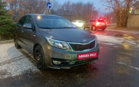 KIA Rio III рестайлинг, 2015 год, 950 000 рублей, 23 фотография