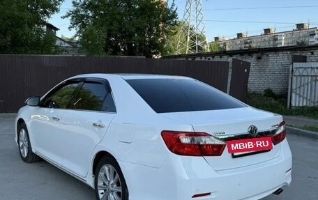 Toyota Camry, 2013 год, 1 650 000 рублей, 6 фотография