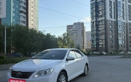 Toyota Camry, 2013 год, 1 650 000 рублей, 8 фотография