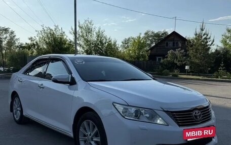 Toyota Camry, 2013 год, 1 650 000 рублей, 7 фотография