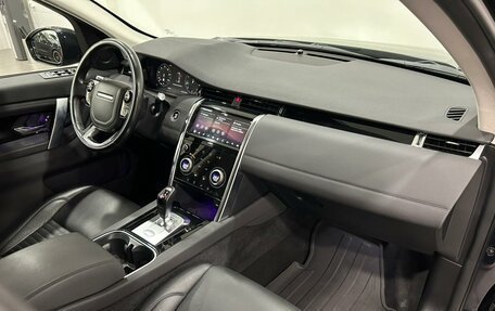 Land Rover Discovery Sport I рестайлинг, 2020 год, 3 990 000 рублей, 30 фотография