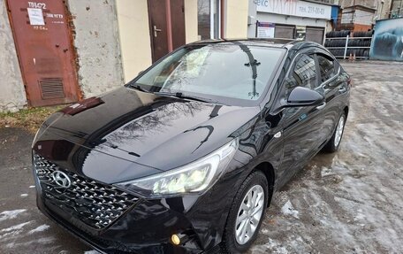 Hyundai Solaris II рестайлинг, 2021 год, 1 620 000 рублей, 1 фотография