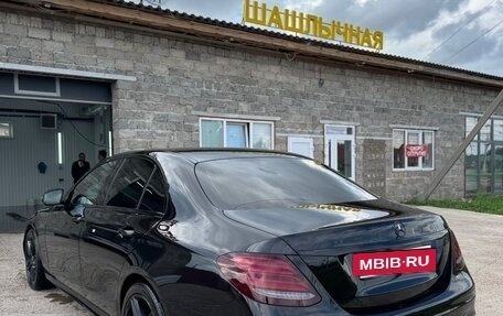 Mercedes-Benz E-Класс, 2018 год, 3 856 000 рублей, 5 фотография