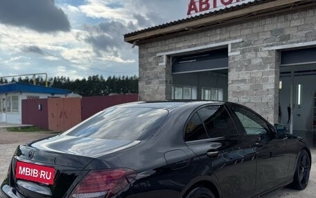 Mercedes-Benz E-Класс, 2018 год, 3 856 000 рублей, 4 фотография