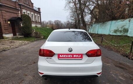 Volkswagen Jetta VI, 2013 год, 970 000 рублей, 6 фотография
