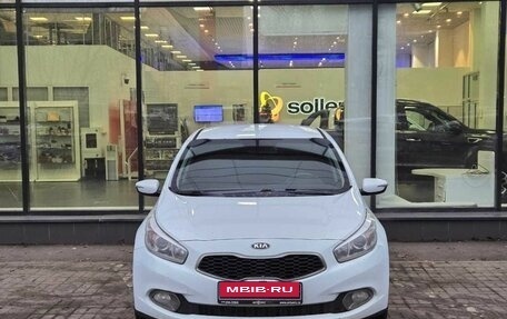 KIA cee'd III, 2014 год, 999 111 рублей, 2 фотография