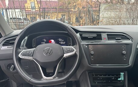 Volkswagen Tiguan II, 2021 год, 3 550 000 рублей, 4 фотография