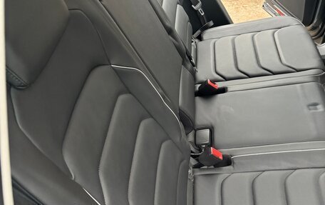 Volkswagen Tiguan II, 2021 год, 3 550 000 рублей, 7 фотография