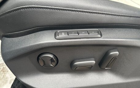 Volkswagen Tiguan II, 2021 год, 3 550 000 рублей, 15 фотография