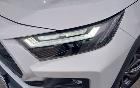 Toyota RAV4, 2025 год, 4 300 000 рублей, 6 фотография