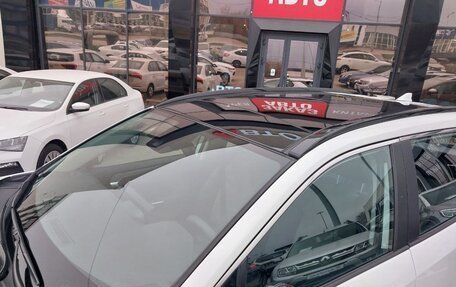 Toyota RAV4, 2025 год, 4 300 000 рублей, 24 фотография