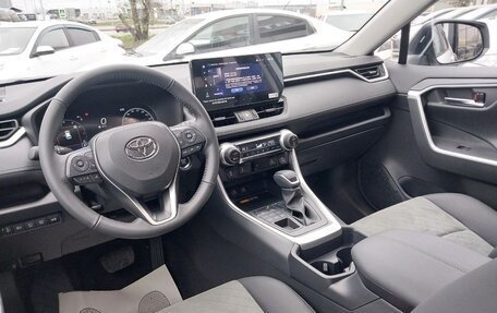 Toyota RAV4, 2025 год, 4 300 000 рублей, 20 фотография