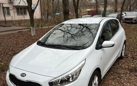 KIA cee'd III, 2013 год, 920 000 рублей, 2 фотография