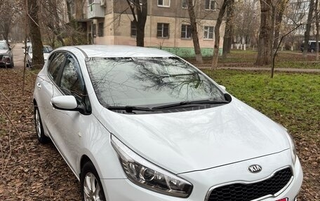 KIA cee'd III, 2013 год, 920 000 рублей, 3 фотография