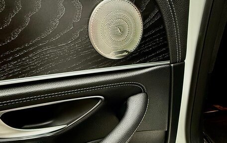 Mercedes-Benz E-Класс, 2020 год, 5 000 000 рублей, 11 фотография