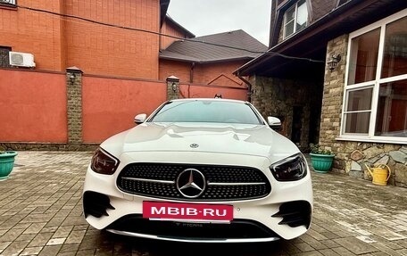 Mercedes-Benz E-Класс, 2020 год, 5 000 000 рублей, 2 фотография