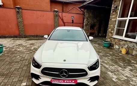 Mercedes-Benz E-Класс, 2020 год, 5 000 000 рублей, 8 фотография