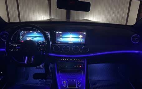 Mercedes-Benz E-Класс, 2020 год, 5 000 000 рублей, 23 фотография