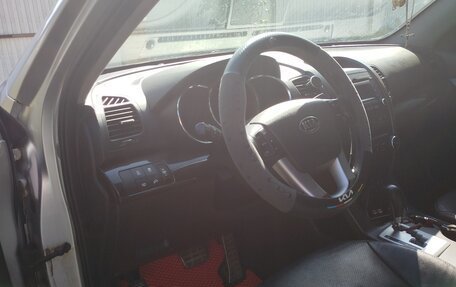 KIA Sorento II рестайлинг, 2010 год, 1 400 000 рублей, 18 фотография