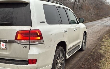 Toyota Land Cruiser 200, 2020 год, 6 500 000 рублей, 2 фотография