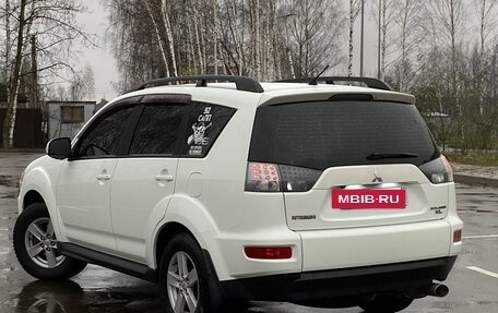 Mitsubishi Outlander III рестайлинг 3, 2011 год, 1 420 000 рублей, 5 фотография