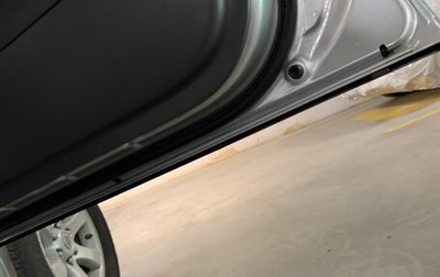 Toyota Land Cruiser Prado 120 рестайлинг, 2006 год, 2 350 000 рублей, 1 фотография