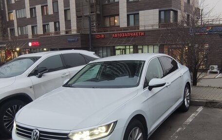 Volkswagen Passat B8 рестайлинг, 2017 год, 1 770 000 рублей, 7 фотография