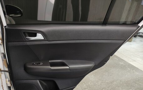 KIA Sportage IV рестайлинг, 2021 год, 1 700 000 рублей, 17 фотография